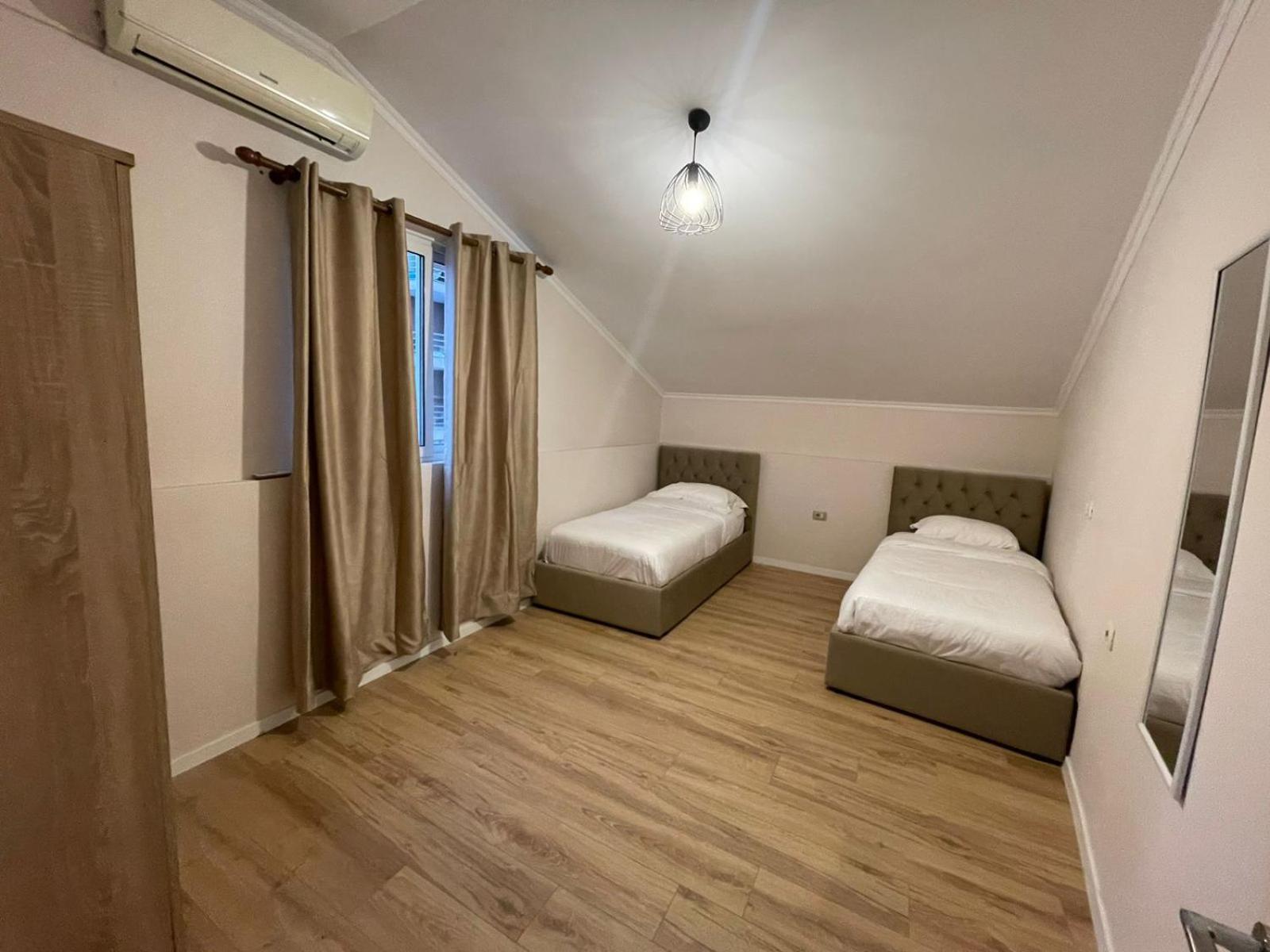City Center Apartment Tirana Exterior foto